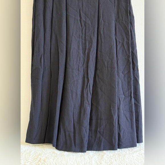 Express Dress - Picture 6 of 7